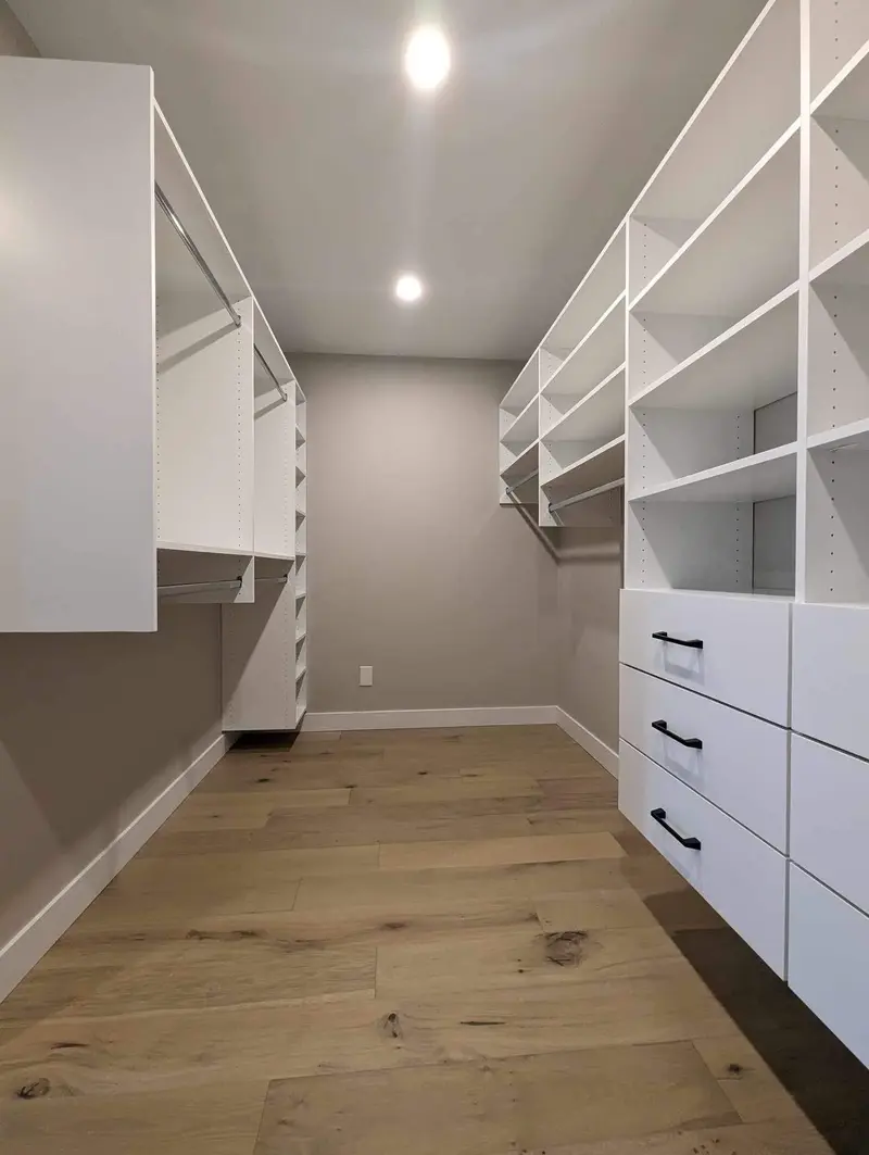 Custom vanity cabinets